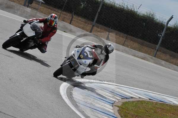 Motorcycle action photographs;Trackday digital images;donington;donington park leicestershire;donington photographs;event digital images;eventdigitalimages;no limits trackday;peter wileman photography;trackday;trackday photos
