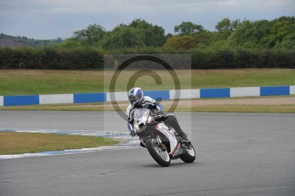 Motorcycle action photographs;Trackday digital images;donington;donington park leicestershire;donington photographs;event digital images;eventdigitalimages;no limits trackday;peter wileman photography;trackday;trackday photos