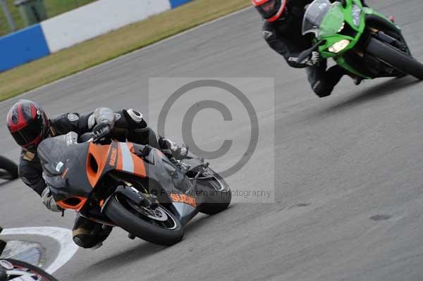 Motorcycle action photographs;Trackday digital images;donington;donington park leicestershire;donington photographs;event digital images;eventdigitalimages;no limits trackday;peter wileman photography;trackday;trackday photos
