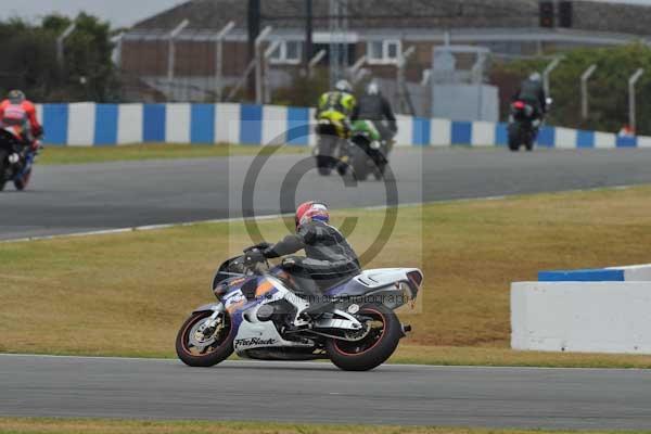 Motorcycle action photographs;Trackday digital images;donington;donington park leicestershire;donington photographs;event digital images;eventdigitalimages;no limits trackday;peter wileman photography;trackday;trackday photos