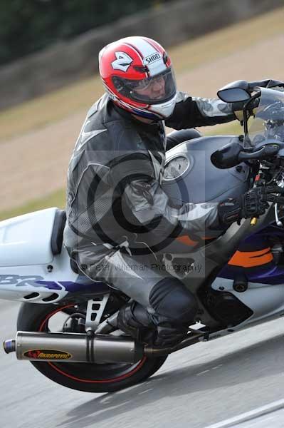 Motorcycle action photographs;Trackday digital images;donington;donington park leicestershire;donington photographs;event digital images;eventdigitalimages;no limits trackday;peter wileman photography;trackday;trackday photos