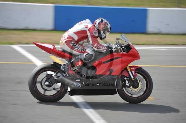 Motorcycle action photographs;Trackday digital images;donington;donington park leicestershire;donington photographs;event digital images;eventdigitalimages;no limits trackday;peter wileman photography;trackday;trackday photos