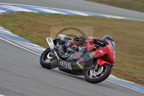Motorcycle action photographs;Trackday digital images;donington;donington park leicestershire;donington photographs;event digital images;eventdigitalimages;no limits trackday;peter wileman photography;trackday;trackday photos