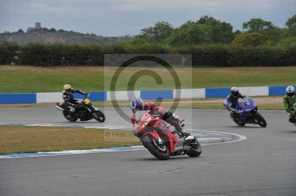 Motorcycle action photographs;Trackday digital images;donington;donington park leicestershire;donington photographs;event digital images;eventdigitalimages;no limits trackday;peter wileman photography;trackday;trackday photos