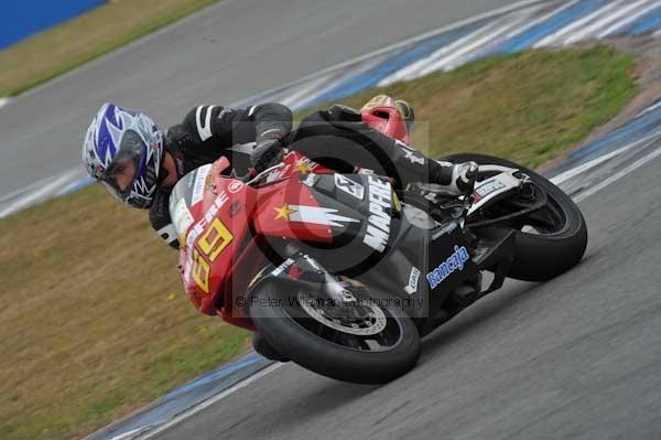 Motorcycle action photographs;Trackday digital images;donington;donington park leicestershire;donington photographs;event digital images;eventdigitalimages;no limits trackday;peter wileman photography;trackday;trackday photos