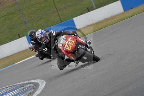 Motorcycle action photographs;Trackday digital images;donington;donington park leicestershire;donington photographs;event digital images;eventdigitalimages;no limits trackday;peter wileman photography;trackday;trackday photos