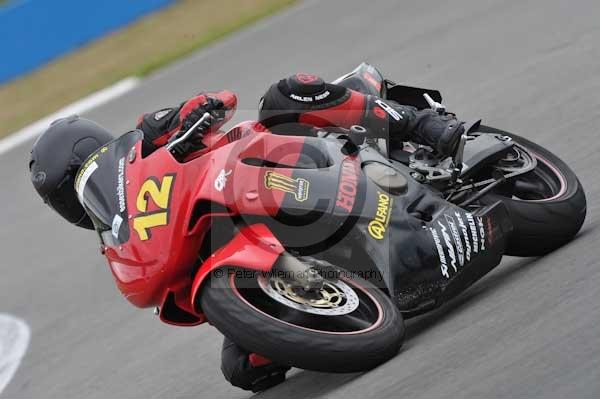 Motorcycle action photographs;Trackday digital images;donington;donington park leicestershire;donington photographs;event digital images;eventdigitalimages;no limits trackday;peter wileman photography;trackday;trackday photos