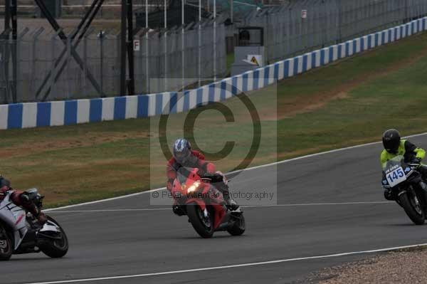 Motorcycle action photographs;Trackday digital images;donington;donington park leicestershire;donington photographs;event digital images;eventdigitalimages;no limits trackday;peter wileman photography;trackday;trackday photos