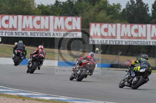 Motorcycle action photographs;Trackday digital images;donington;donington park leicestershire;donington photographs;event digital images;eventdigitalimages;no limits trackday;peter wileman photography;trackday;trackday photos