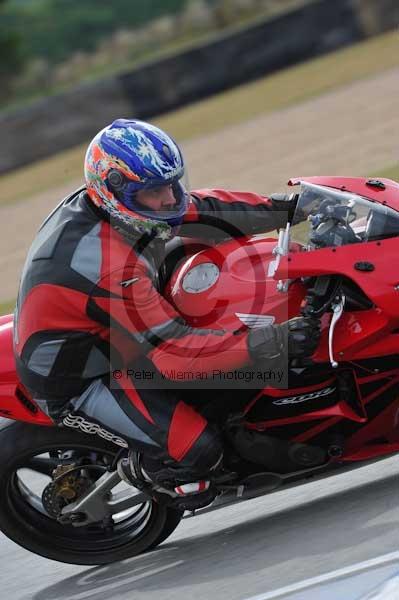 Motorcycle action photographs;Trackday digital images;donington;donington park leicestershire;donington photographs;event digital images;eventdigitalimages;no limits trackday;peter wileman photography;trackday;trackday photos