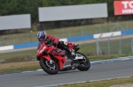 Motorcycle-action-photographs;Trackday-digital-images;donington;donington-park-leicestershire;donington-photographs;event-digital-images;eventdigitalimages;no-limits-trackday;peter-wileman-photography;trackday;trackday-photos