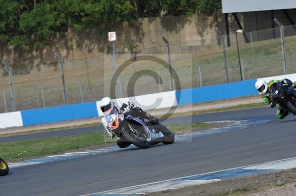 Motorcycle action photographs;Trackday digital images;donington;donington park leicestershire;donington photographs;event digital images;eventdigitalimages;no limits trackday;peter wileman photography;trackday;trackday photos