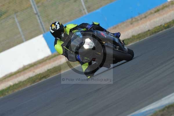 Motorcycle action photographs;Trackday digital images;donington;donington park leicestershire;donington photographs;event digital images;eventdigitalimages;no limits trackday;peter wileman photography;trackday;trackday photos