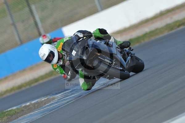 Motorcycle action photographs;Trackday digital images;donington;donington park leicestershire;donington photographs;event digital images;eventdigitalimages;no limits trackday;peter wileman photography;trackday;trackday photos