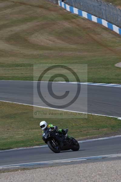 Motorcycle action photographs;Trackday digital images;donington;donington park leicestershire;donington photographs;event digital images;eventdigitalimages;no limits trackday;peter wileman photography;trackday;trackday photos