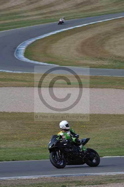 Motorcycle action photographs;Trackday digital images;donington;donington park leicestershire;donington photographs;event digital images;eventdigitalimages;no limits trackday;peter wileman photography;trackday;trackday photos
