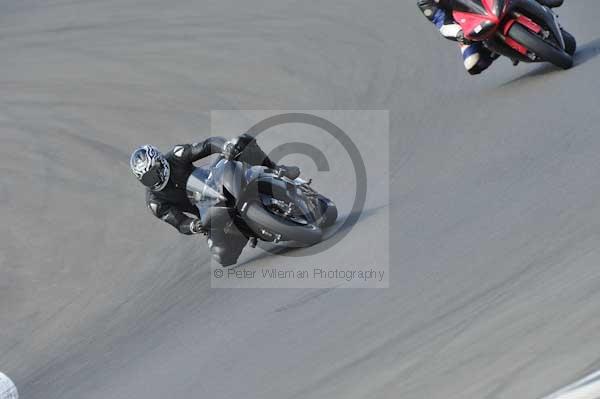 Motorcycle action photographs;Trackday digital images;donington;donington park leicestershire;donington photographs;event digital images;eventdigitalimages;no limits trackday;peter wileman photography;trackday;trackday photos