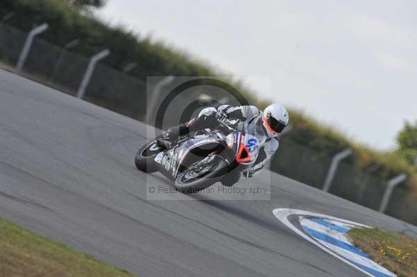 Motorcycle action photographs;Trackday digital images;donington;donington park leicestershire;donington photographs;event digital images;eventdigitalimages;no limits trackday;peter wileman photography;trackday;trackday photos