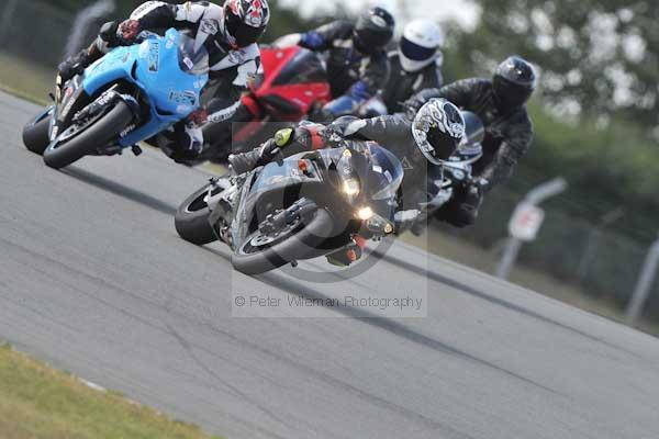 Motorcycle action photographs;Trackday digital images;donington;donington park leicestershire;donington photographs;event digital images;eventdigitalimages;no limits trackday;peter wileman photography;trackday;trackday photos