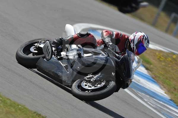 Motorcycle action photographs;Trackday digital images;donington;donington park leicestershire;donington photographs;event digital images;eventdigitalimages;no limits trackday;peter wileman photography;trackday;trackday photos