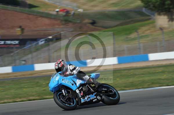 Motorcycle action photographs;Trackday digital images;donington;donington park leicestershire;donington photographs;event digital images;eventdigitalimages;no limits trackday;peter wileman photography;trackday;trackday photos