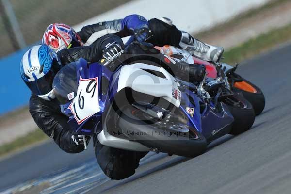 Motorcycle action photographs;Trackday digital images;donington;donington park leicestershire;donington photographs;event digital images;eventdigitalimages;no limits trackday;peter wileman photography;trackday;trackday photos