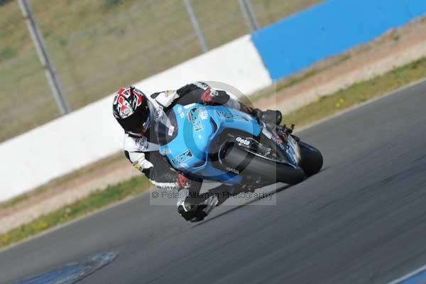 Motorcycle action photographs;Trackday digital images;donington;donington park leicestershire;donington photographs;event digital images;eventdigitalimages;no limits trackday;peter wileman photography;trackday;trackday photos