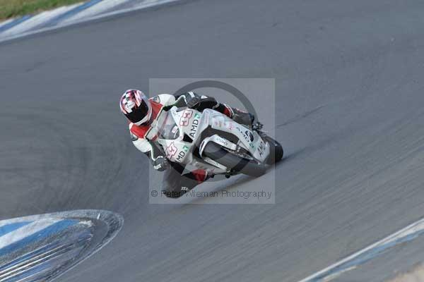 Motorcycle action photographs;Trackday digital images;donington;donington park leicestershire;donington photographs;event digital images;eventdigitalimages;no limits trackday;peter wileman photography;trackday;trackday photos