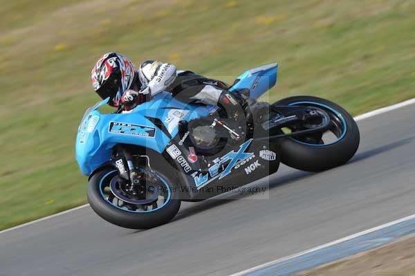 Motorcycle action photographs;Trackday digital images;donington;donington park leicestershire;donington photographs;event digital images;eventdigitalimages;no limits trackday;peter wileman photography;trackday;trackday photos