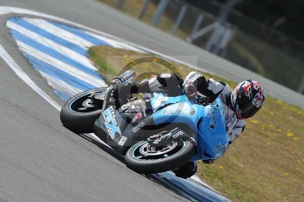 Motorcycle action photographs;Trackday digital images;donington;donington park leicestershire;donington photographs;event digital images;eventdigitalimages;no limits trackday;peter wileman photography;trackday;trackday photos