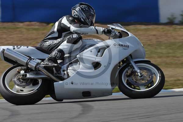 Motorcycle action photographs;Trackday digital images;donington;donington park leicestershire;donington photographs;event digital images;eventdigitalimages;no limits trackday;peter wileman photography;trackday;trackday photos