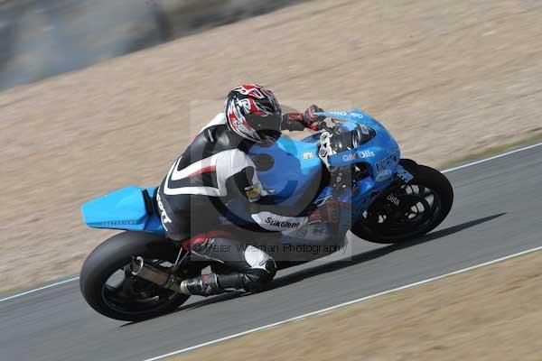 Motorcycle action photographs;Trackday digital images;donington;donington park leicestershire;donington photographs;event digital images;eventdigitalimages;no limits trackday;peter wileman photography;trackday;trackday photos