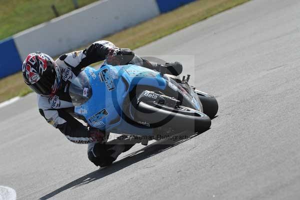 Motorcycle action photographs;Trackday digital images;donington;donington park leicestershire;donington photographs;event digital images;eventdigitalimages;no limits trackday;peter wileman photography;trackday;trackday photos