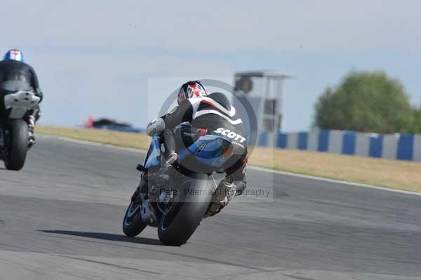 Motorcycle action photographs;Trackday digital images;donington;donington park leicestershire;donington photographs;event digital images;eventdigitalimages;no limits trackday;peter wileman photography;trackday;trackday photos