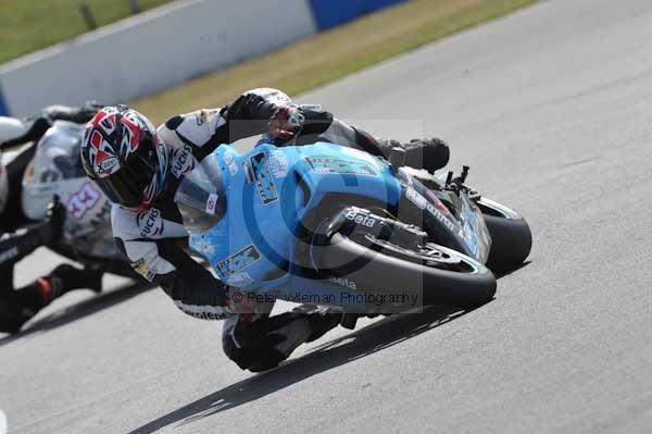 Motorcycle action photographs;Trackday digital images;donington;donington park leicestershire;donington photographs;event digital images;eventdigitalimages;no limits trackday;peter wileman photography;trackday;trackday photos