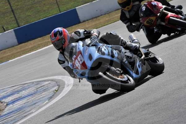 Motorcycle action photographs;Trackday digital images;donington;donington park leicestershire;donington photographs;event digital images;eventdigitalimages;no limits trackday;peter wileman photography;trackday;trackday photos