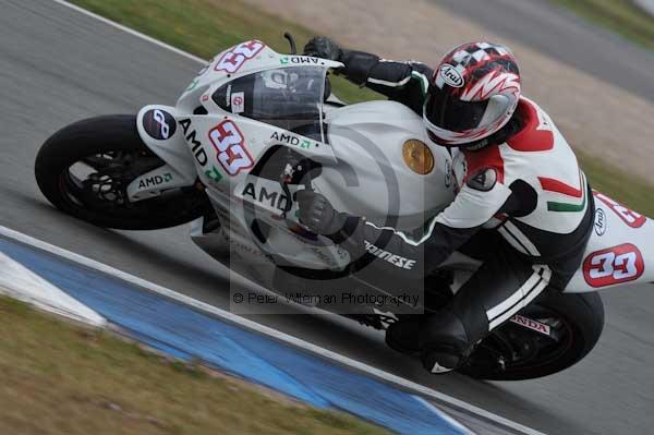 Motorcycle action photographs;Trackday digital images;donington;donington park leicestershire;donington photographs;event digital images;eventdigitalimages;no limits trackday;peter wileman photography;trackday;trackday photos