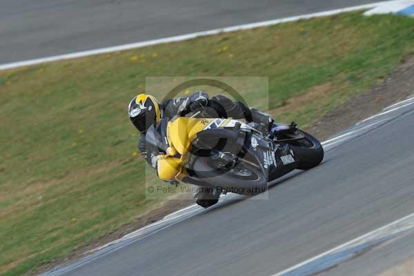 Motorcycle action photographs;Trackday digital images;donington;donington park leicestershire;donington photographs;event digital images;eventdigitalimages;no limits trackday;peter wileman photography;trackday;trackday photos