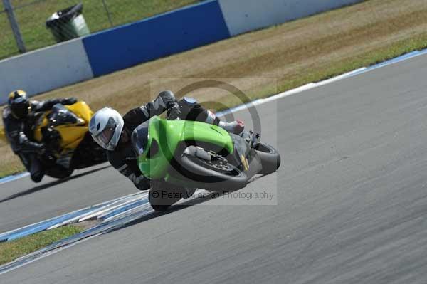 Motorcycle action photographs;Trackday digital images;donington;donington park leicestershire;donington photographs;event digital images;eventdigitalimages;no limits trackday;peter wileman photography;trackday;trackday photos