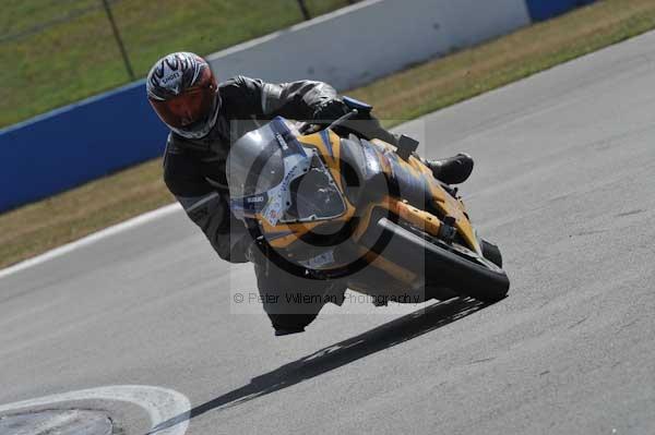 Motorcycle action photographs;Trackday digital images;donington;donington park leicestershire;donington photographs;event digital images;eventdigitalimages;no limits trackday;peter wileman photography;trackday;trackday photos