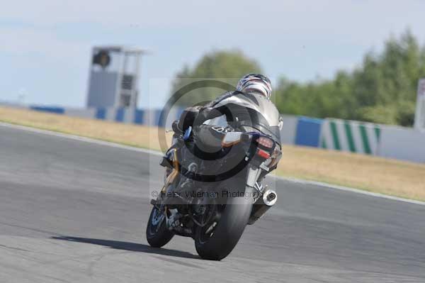 Motorcycle action photographs;Trackday digital images;donington;donington park leicestershire;donington photographs;event digital images;eventdigitalimages;no limits trackday;peter wileman photography;trackday;trackday photos