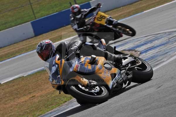 Motorcycle action photographs;Trackday digital images;donington;donington park leicestershire;donington photographs;event digital images;eventdigitalimages;no limits trackday;peter wileman photography;trackday;trackday photos