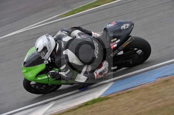 Motorcycle action photographs;Trackday digital images;donington;donington park leicestershire;donington photographs;event digital images;eventdigitalimages;no limits trackday;peter wileman photography;trackday;trackday photos