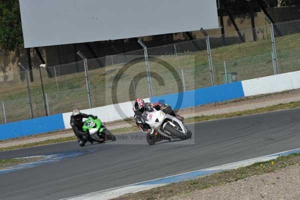 Motorcycle action photographs;Trackday digital images;donington;donington park leicestershire;donington photographs;event digital images;eventdigitalimages;no limits trackday;peter wileman photography;trackday;trackday photos