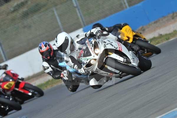 Motorcycle action photographs;Trackday digital images;donington;donington park leicestershire;donington photographs;event digital images;eventdigitalimages;no limits trackday;peter wileman photography;trackday;trackday photos