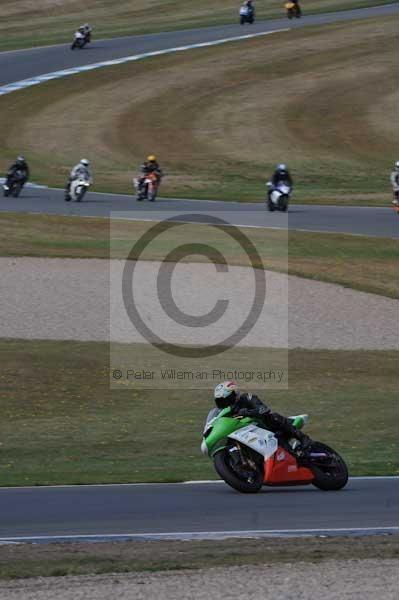 Motorcycle action photographs;Trackday digital images;donington;donington park leicestershire;donington photographs;event digital images;eventdigitalimages;no limits trackday;peter wileman photography;trackday;trackday photos