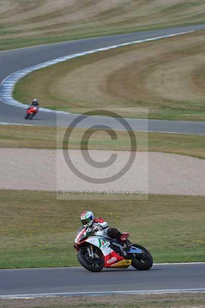 Motorcycle action photographs;Trackday digital images;donington;donington park leicestershire;donington photographs;event digital images;eventdigitalimages;no limits trackday;peter wileman photography;trackday;trackday photos