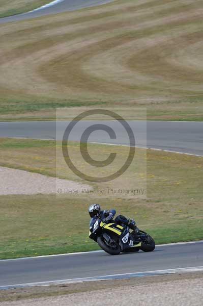 Motorcycle action photographs;Trackday digital images;donington;donington park leicestershire;donington photographs;event digital images;eventdigitalimages;no limits trackday;peter wileman photography;trackday;trackday photos