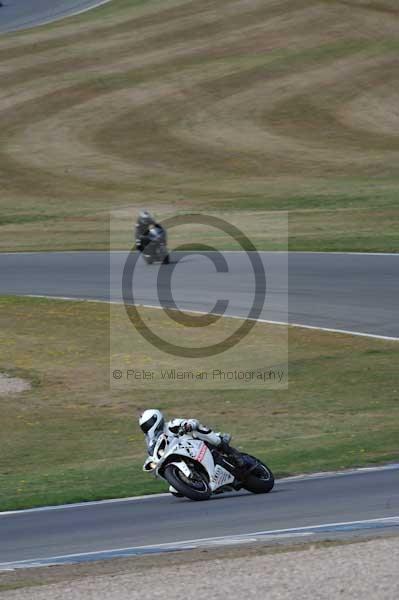 Motorcycle action photographs;Trackday digital images;donington;donington park leicestershire;donington photographs;event digital images;eventdigitalimages;no limits trackday;peter wileman photography;trackday;trackday photos