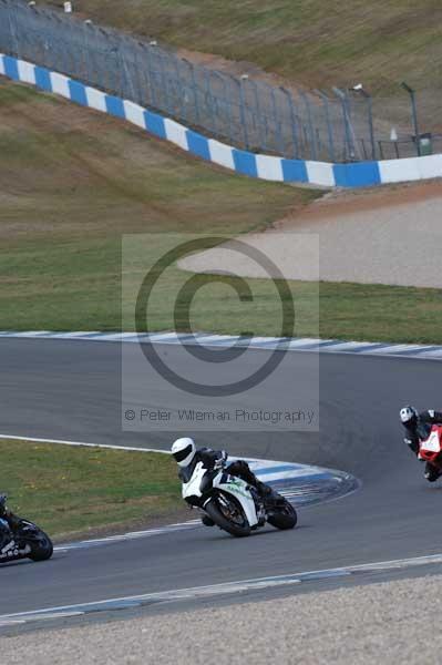 Motorcycle action photographs;Trackday digital images;donington;donington park leicestershire;donington photographs;event digital images;eventdigitalimages;no limits trackday;peter wileman photography;trackday;trackday photos
